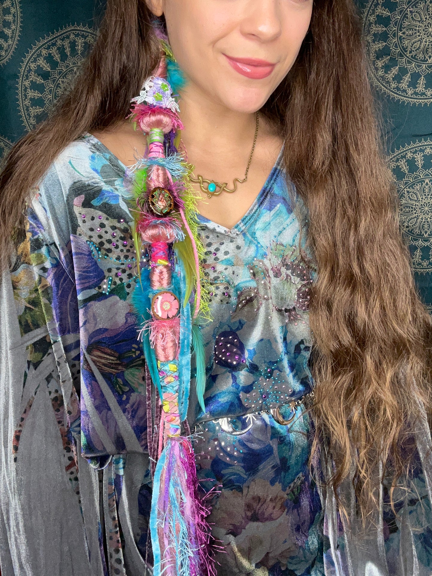 Long single hair tale